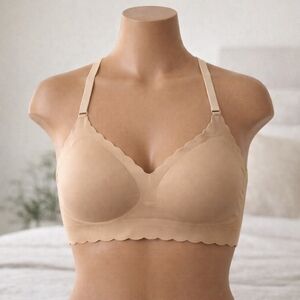 Seamless Nude Wireless Bralette Size L Padded Adjustable Straps